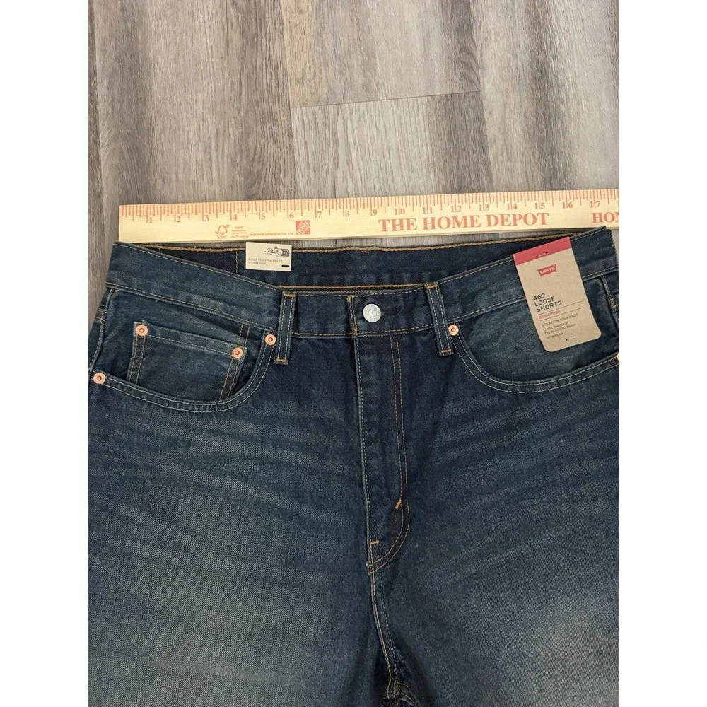 Mens Levi's 469 Loose Fit Shorts Sz 34 Dark Wash Blue Jean 12